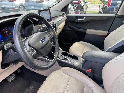 2020 Ford Escape Titanium