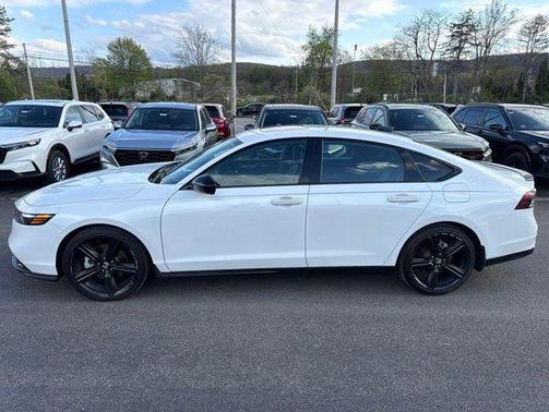 Platinum White Pearl 2024 Honda Accord Hybrid Sport-L