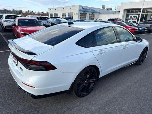 Platinum White Pearl 2024 Honda Accord Hybrid Sport-L