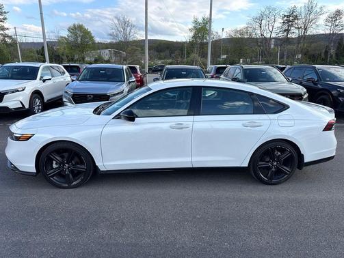Platinum White Pearl 2024 Honda Accord Hybrid Sport-L
