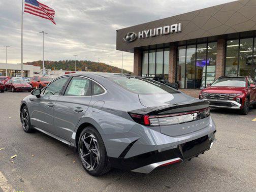 2026 Hyundai SONATA SEL