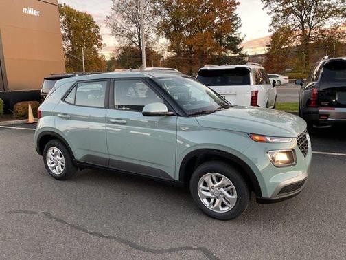 2026 Hyundai VENUE SE