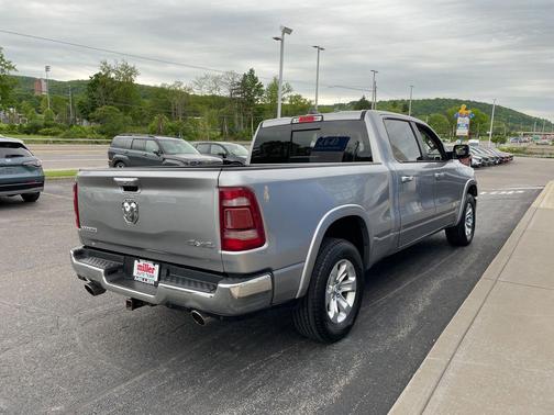 Billet Silver Metallic Clearcoat 2019 RAM 1500 Laramie