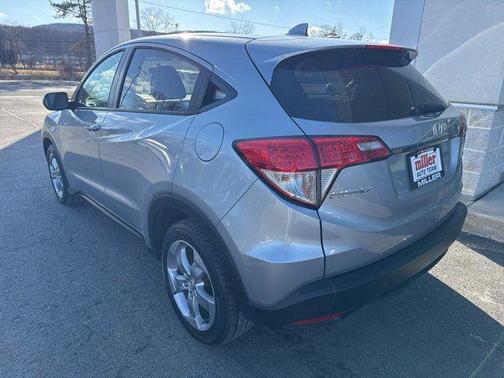 2022 Honda HR-V LX