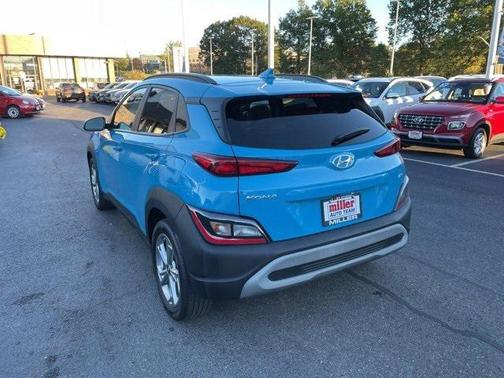 2023 Hyundai KONA SEL