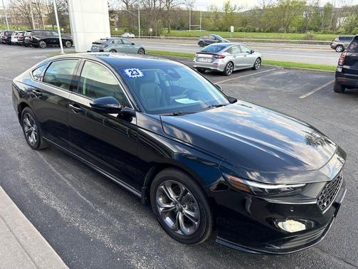 Crystal Black Pearl 2023 Honda Accord Hybrid EX-L