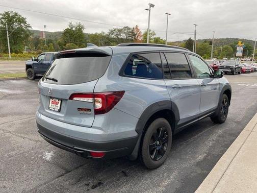 2022 Honda Pilot AWD TrailSport