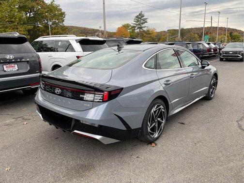 2026 Hyundai SONATA SEL