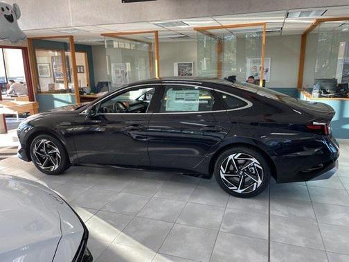 2026 Hyundai SONATA SEL