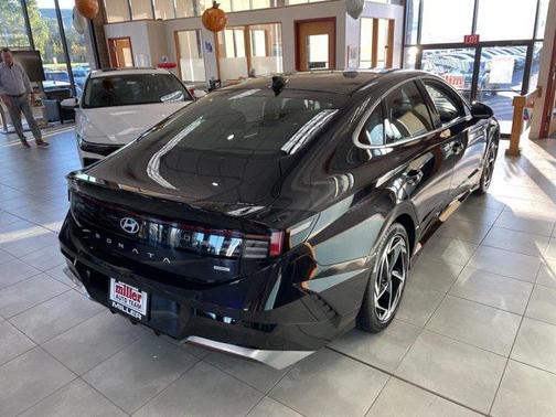 2026 Hyundai SONATA SEL