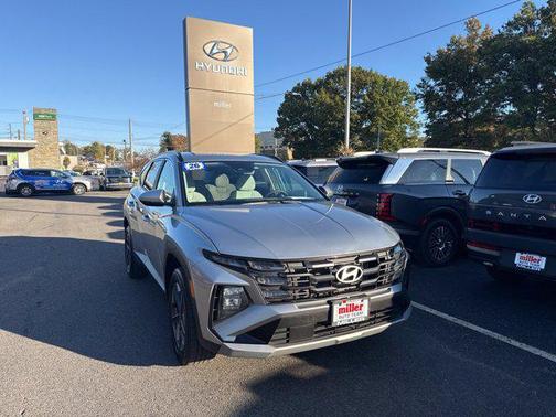 Shimmering Silver 2026 Hyundai TUCSON SEL