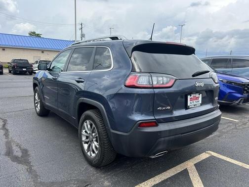 2021 Jeep Cherokee Latitude Lux