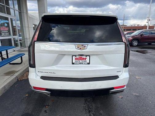 Crystal White Tricoat 2023 Cadillac Escalade Premium Luxury