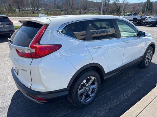 White Diamond Pearl 2018 Honda CR-V EX-L