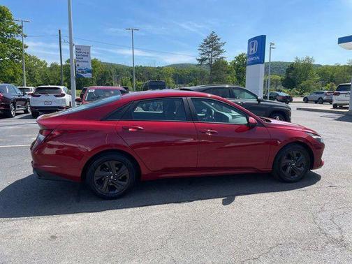 Ultimate Red 2023 Hyundai ELANTRA SEL