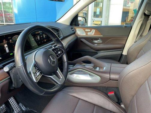 2023 Mercedes-Benz GLS 450 4MATIC