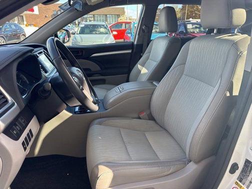 2019 Toyota Highlander LE Plus