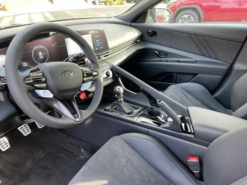 2025 Hyundai ELANTRA N Base