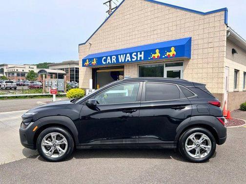 Abyss Black Pearl 2023 Hyundai KONA SEL