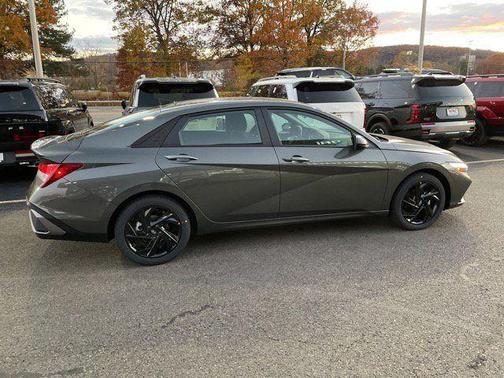 2026 Hyundai ELANTRA Sport