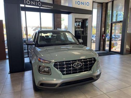 2026 Hyundai VENUE SEL