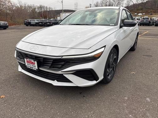 2025 Hyundai ELANTRA Sport