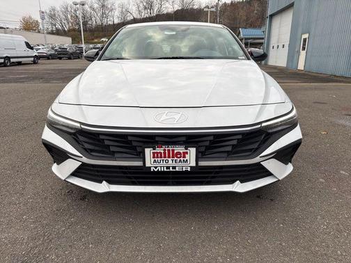 2025 Hyundai ELANTRA Sport