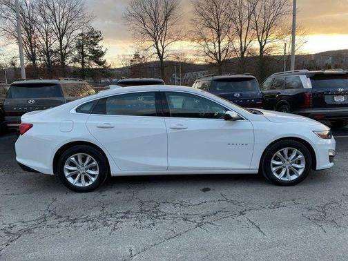 2025 Chevrolet Malibu FWD 1LT