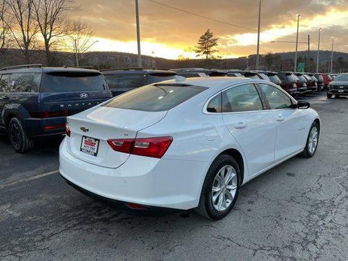 2025 Chevrolet Malibu FWD 1LT
