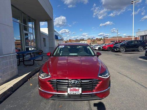 2023 Hyundai SONATA SE