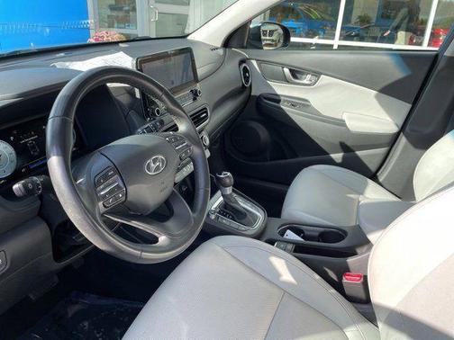 2022 Hyundai KONA Limited