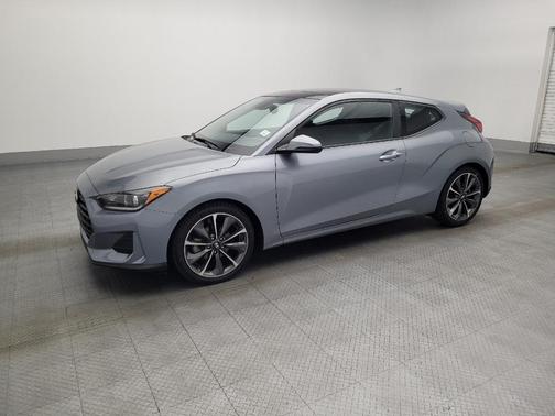 2020 Hyundai Veloster 2