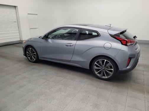 2020 Hyundai Veloster 2