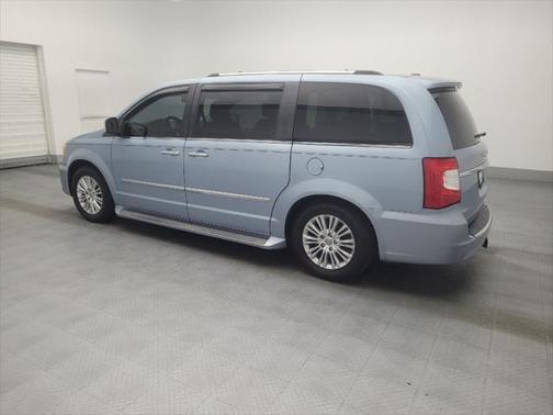 2013 Chrysler Town & Country Limited