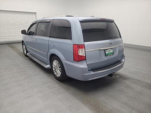 2013 Chrysler Town & Country Limited