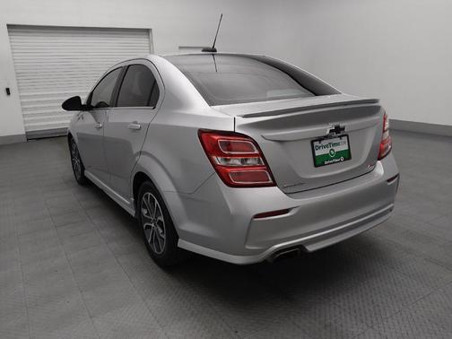 2020 Chevrolet Sonic FWD Sedan LT