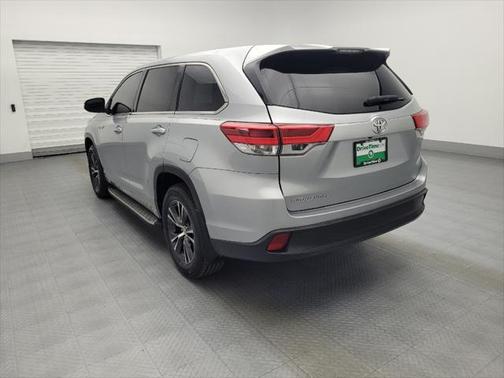 2018 Toyota Highlander LE I4