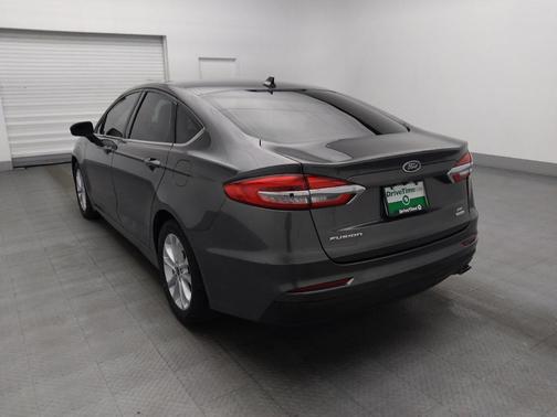 Magnetic Metallic 2019 Ford Fusion SE