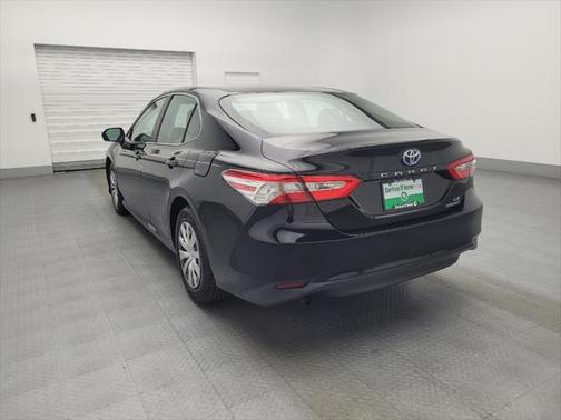 2018 Toyota Camry Hybrid LE
