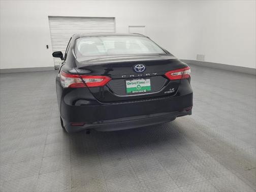 2018 Toyota Camry Hybrid LE