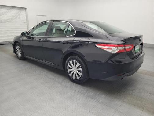 2018 Toyota Camry Hybrid LE