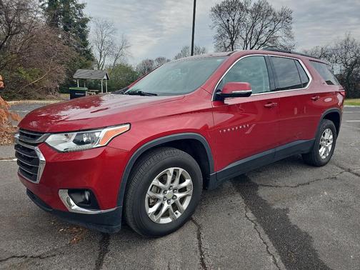 2020 Chevrolet Traverse LT Cloth