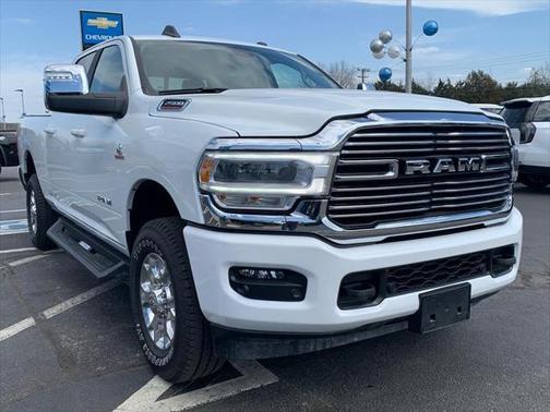 2024 RAM 2500 Laramie Crew Cab 4x4 6'4' Box