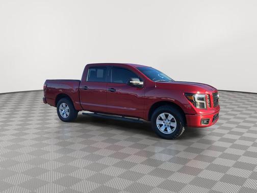 2019 Nissan Titan SV