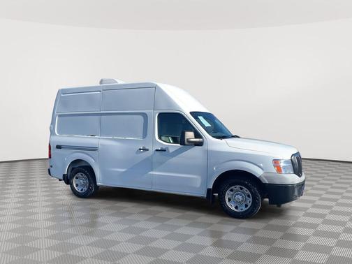 2013 Nissan NV Cargo NV1500 SL V8