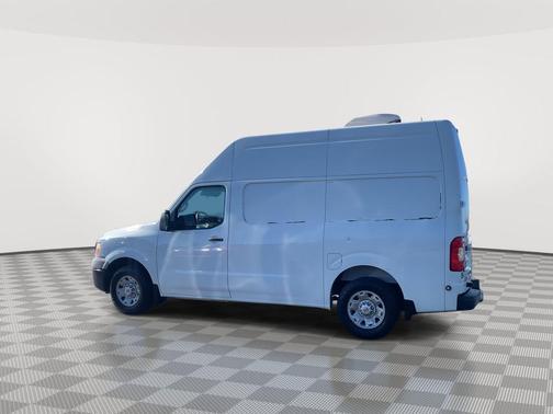 2013 Nissan NV Cargo NV1500 SL V8