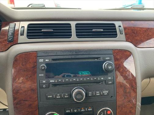 2011 Chevrolet Suburban 1500 LT