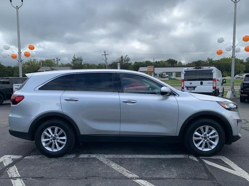 2019 Kia Sorento L
