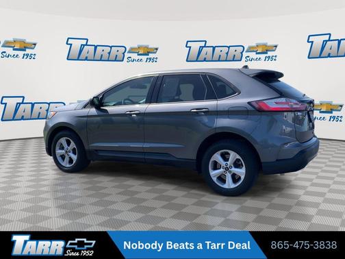 Carbonized Gray Metallic 2024 Ford Edge SE
