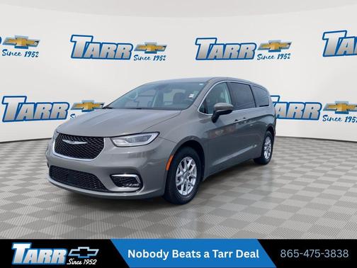 Ceramic Gray Clearcoat 2023 Chrysler Pacifica Touring L